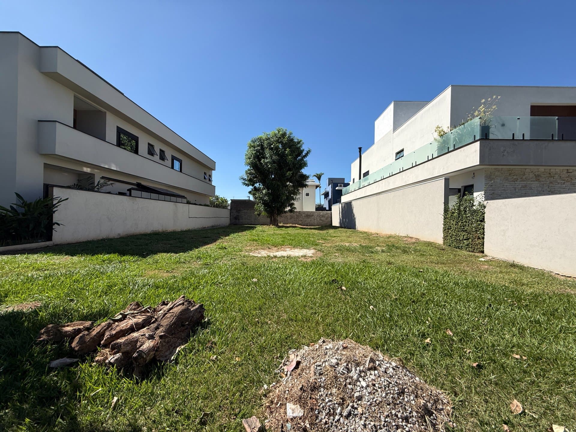 Terreno à venda, 493,72 m² por R$ 1.064.000,00 - Condomínio Terras de San Marco - Taubaté/SP em Quiririm, Taubaté/SP — Orah Houses