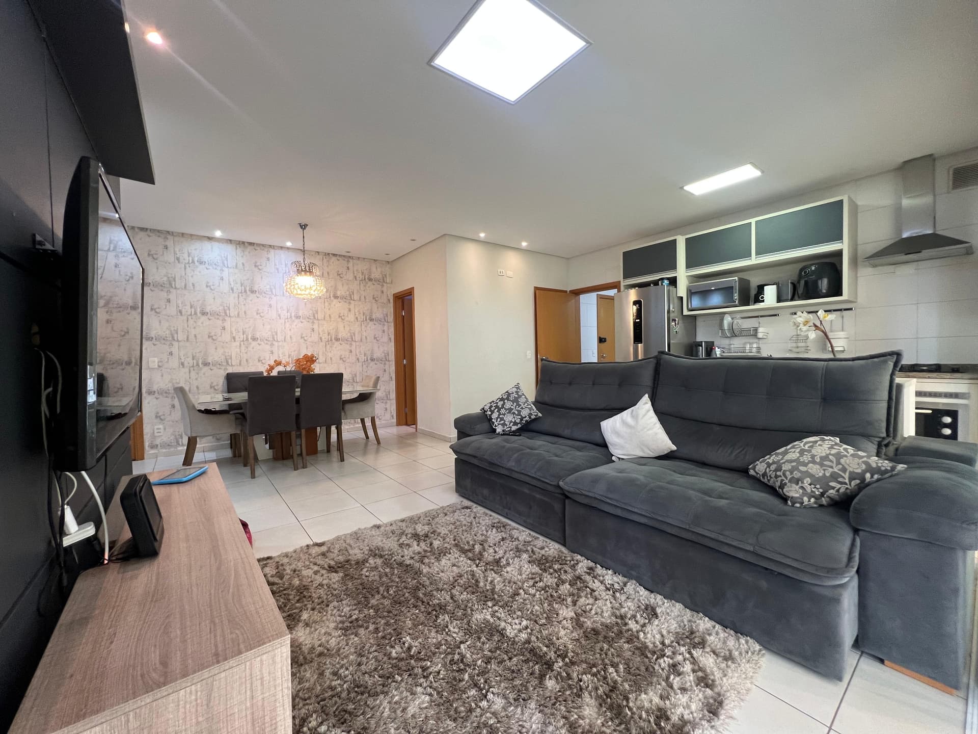 Apartamento com 3 dormitórios à venda, 114 m² por R$ 870.000,00 - Condomínio Residencial Renaissance - Taubaté/SP em Vila Edmundo, Taubaté/SP — Orah Houses